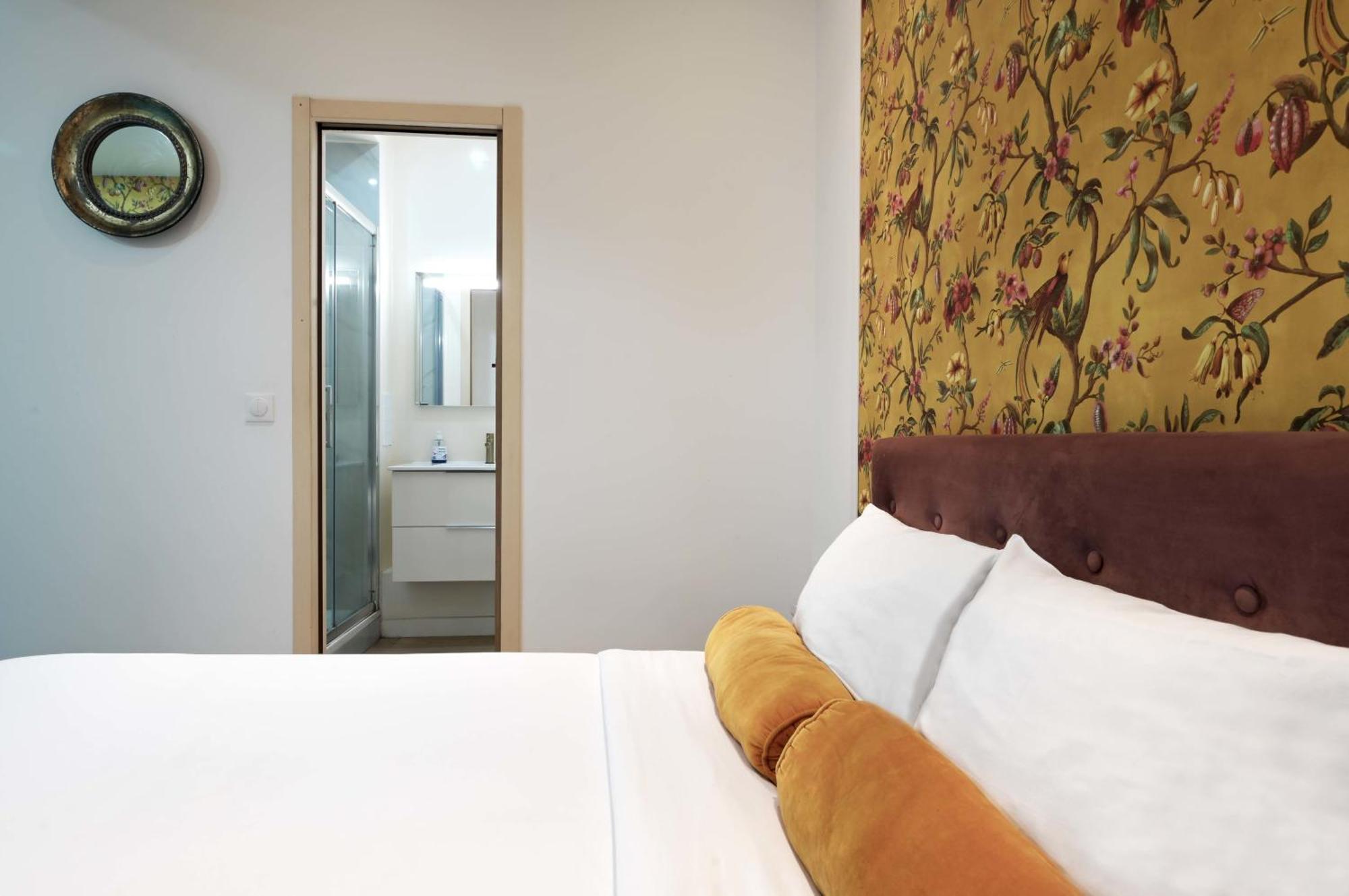 Modern Renovated Studio With A Touch Of Gilded Glamour Central Paris Leilighet Eksteriør bilde